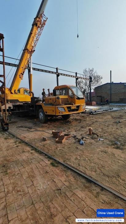 Buy XCMG 20B Used Crane / 1